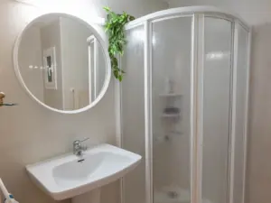 Baño con ducha